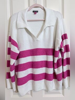 Vince Camuto Women's White & Fuchsia Striped Collared Sweater